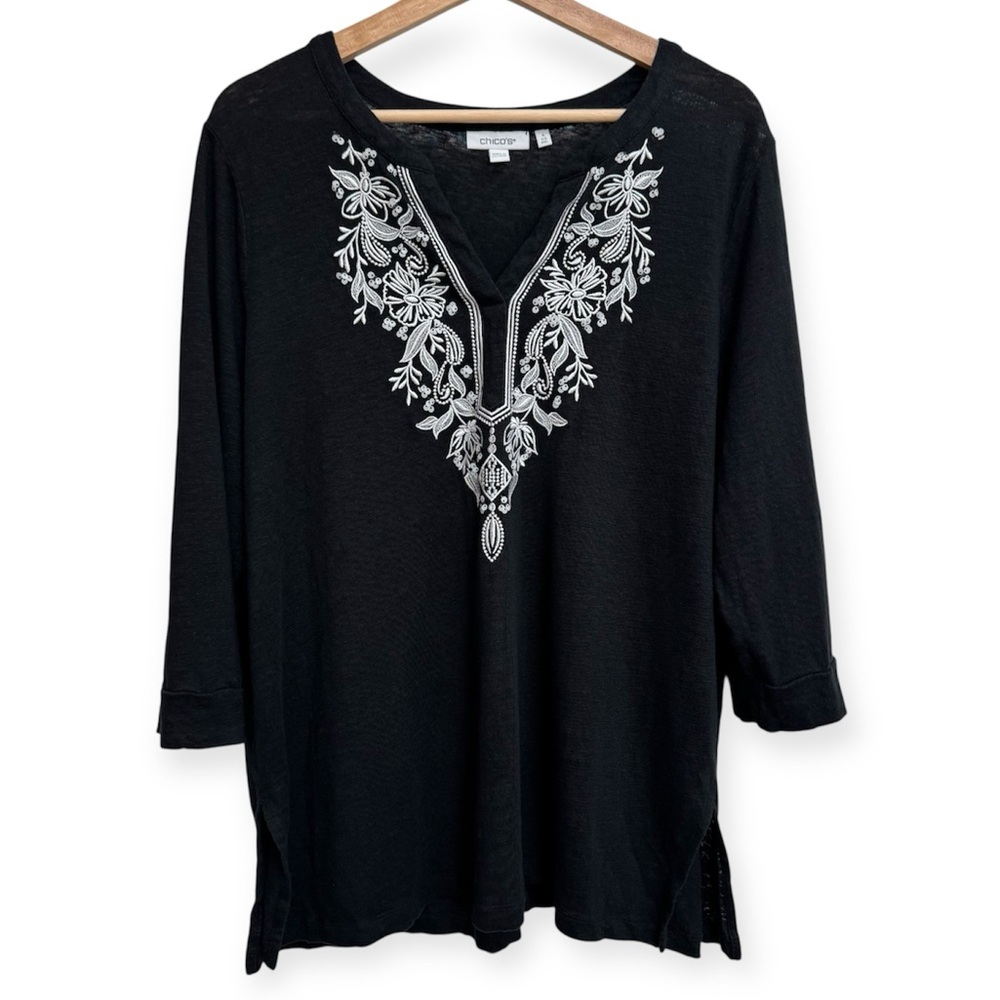 Chico’s 100% Linen Embroidered V-Neck Blouse Top